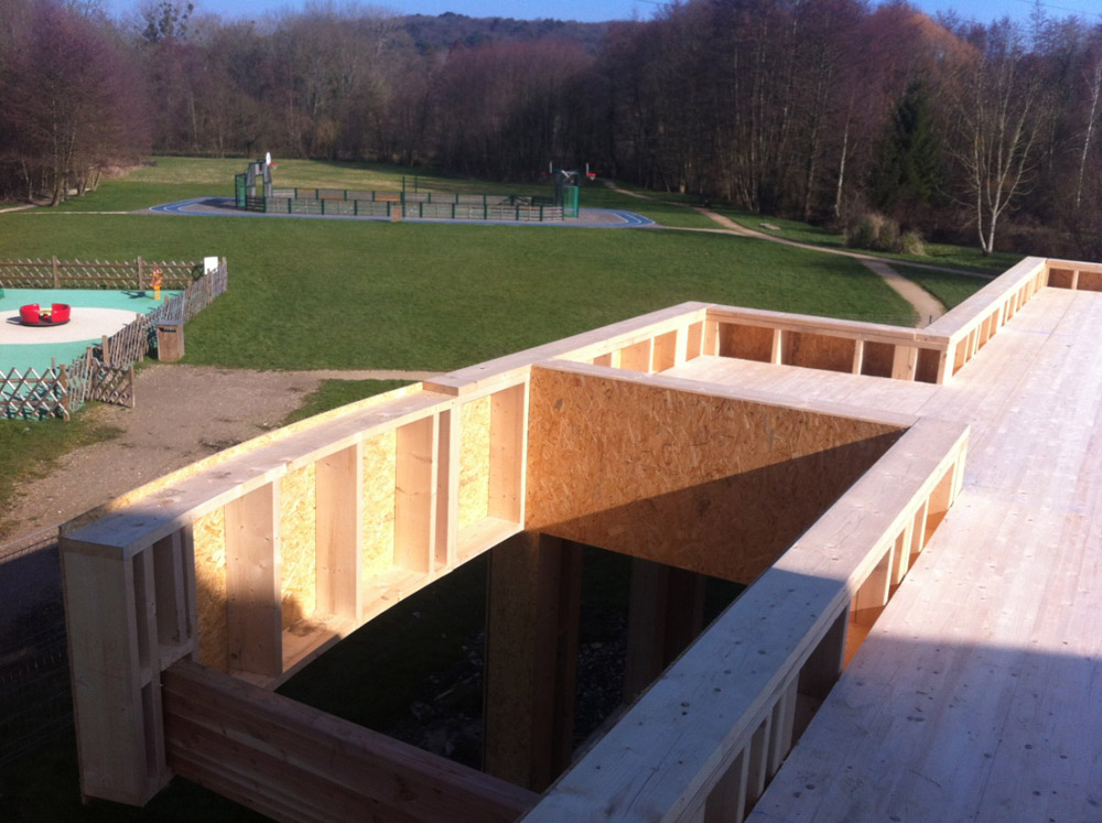 Construction de maisons en panneaux de bois massifs (45)